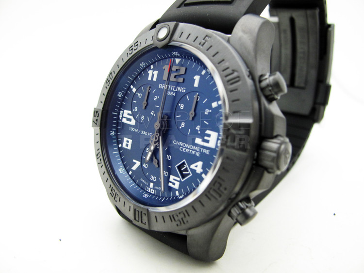 Breitling Chronospace Evo Night Mission V7333010 C939